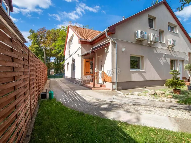 Eladó ház Budapest XVIII. kerület, Gloriett-telep 192 nm
