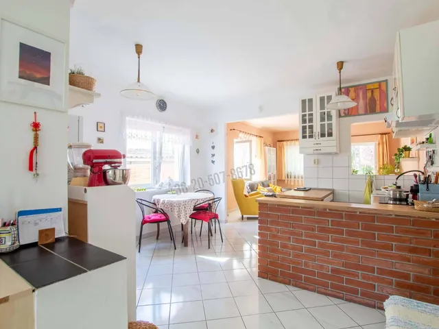 Eladó lakás Budapest XVIII. kerület, Gloriett-telep 94 nm