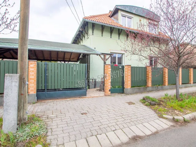 Eladó ház Budapest XIX. kerület 180 nm