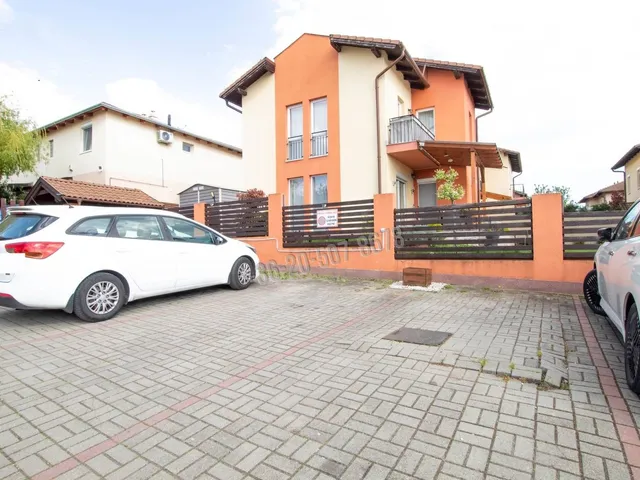 Eladó ház Gyömrő, Liget lakópark 72 nm