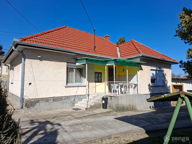 Eladó ház Mende, Pusztaszentistván 98 nm