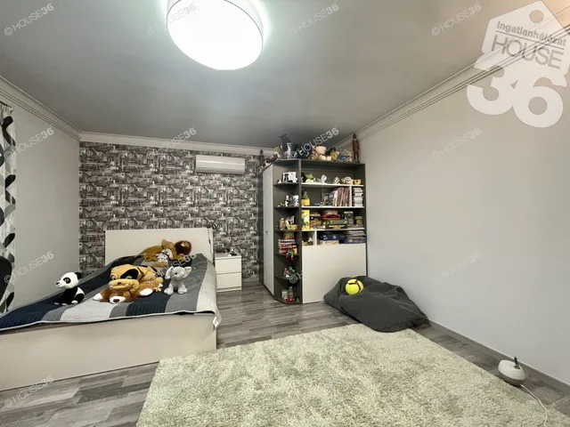 Eladó ház Kecskemét, Belsőnyír 239 nm