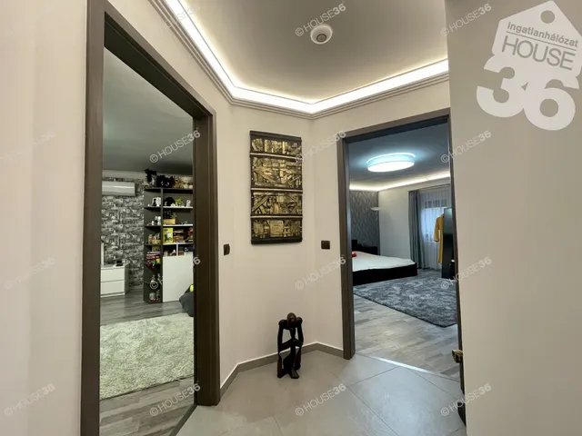 Eladó ház Kecskemét, Belsőnyír 239 nm