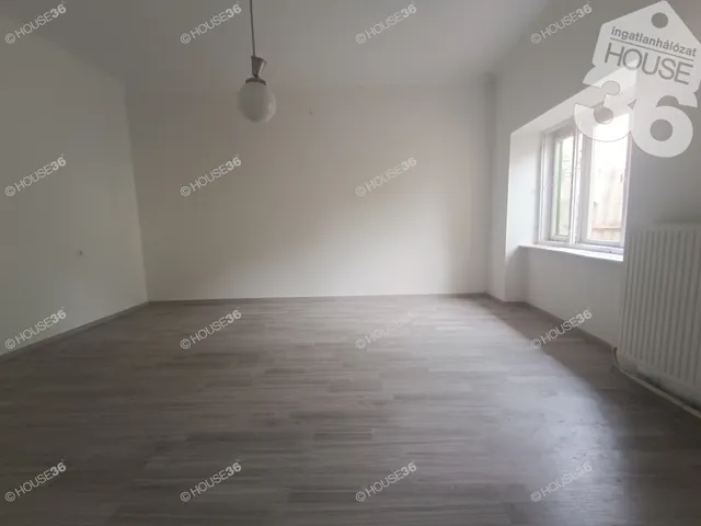 Eladó ház Kiskunfélegyháza 64 nm