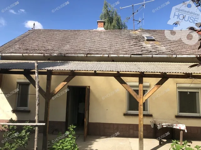 Eladó ház Nyárlőrinc 55 nm