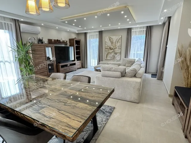 Eladó ház Kecskemét 220 nm