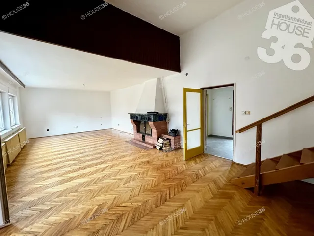 Eladó ház Lajosmizse 171 nm