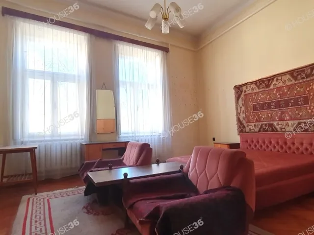 Eladó lakás Kecskemét 95 nm