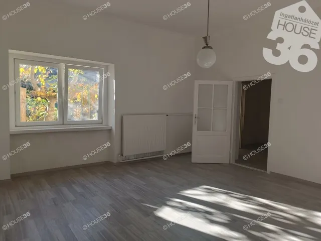 Eladó lakás Kiskunfélegyháza 64 nm