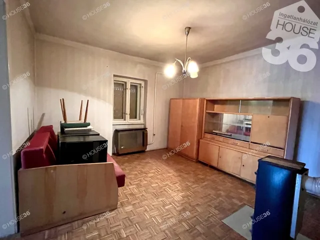 Eladó ház Tiszaalpár 80 nm