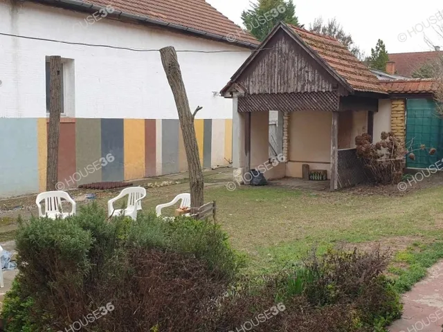 Kiadó ház Kecskemét, Belváros 200 nm