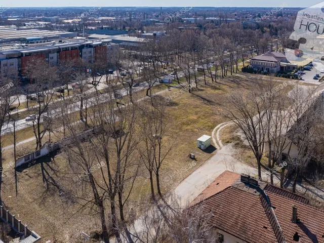 Eladó telek Kecskemét 5654 nm