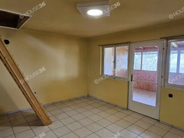 Eladó ház Kulcs 50 nm