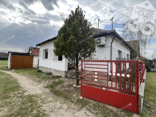 Eladó ház Ágasegyháza 90 nm