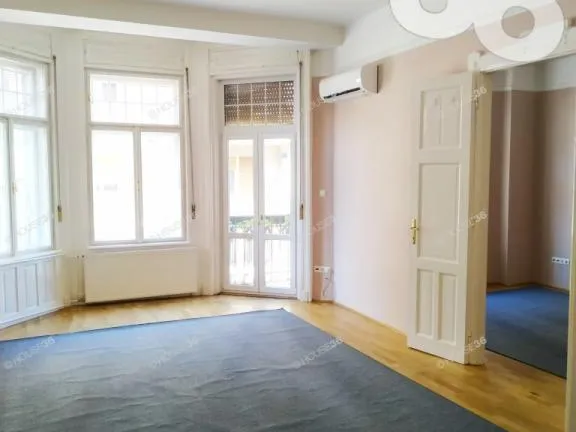Eladó kereskedelmi és ipari ingatlan Budapest II. kerület 96 nm