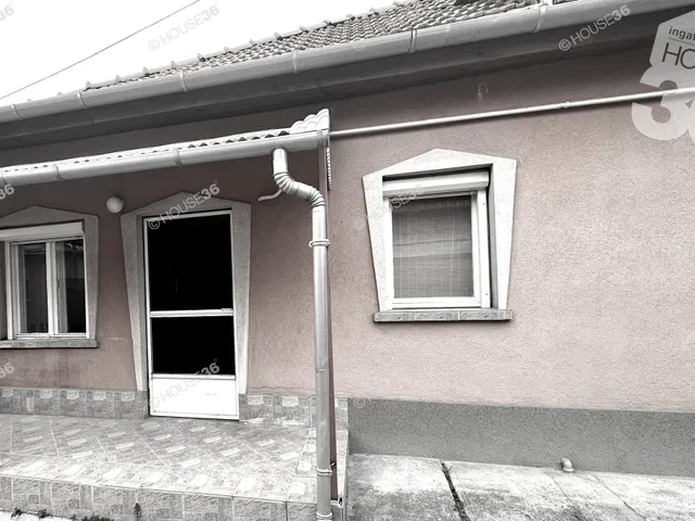Eladó ház Kecskemét, Rendőrfalu 78 nm