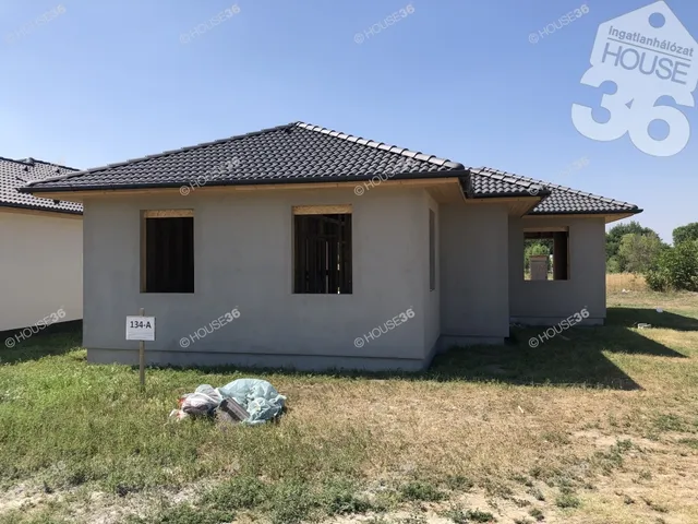 Eladó ház Kecskemét 140 nm