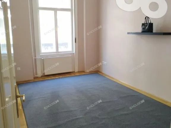 Eladó kereskedelmi és ipari ingatlan Budapest II. kerület 96 nm