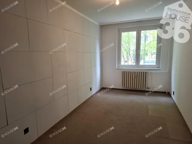 Kiadó kereskedelmi és ipari ingatlan Budapest XIII. kerület 66 nm