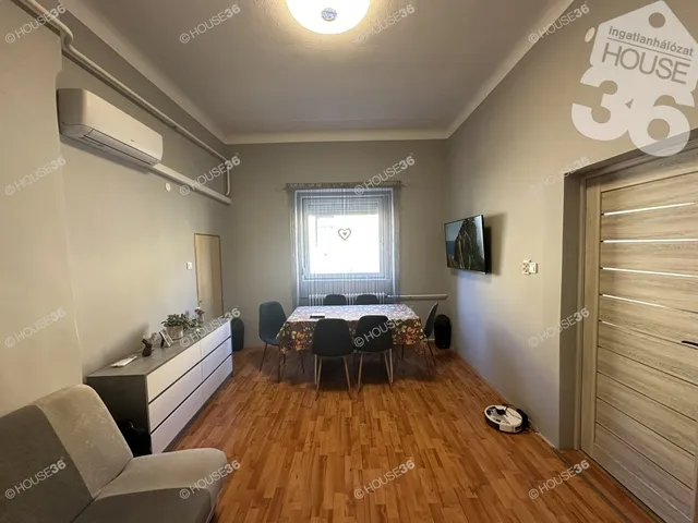 Eladó lakás Kiskunfélegyháza 119 nm