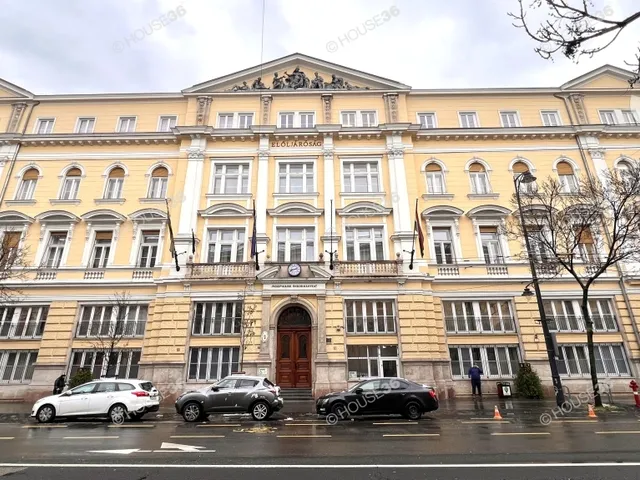 Eladó lakás Budapest VIII. kerület 67 nm