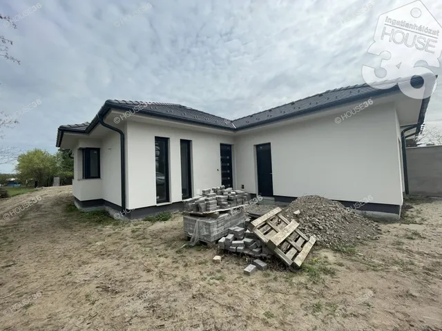Eladó ház Kecskemét, Máriahegy 90 nm