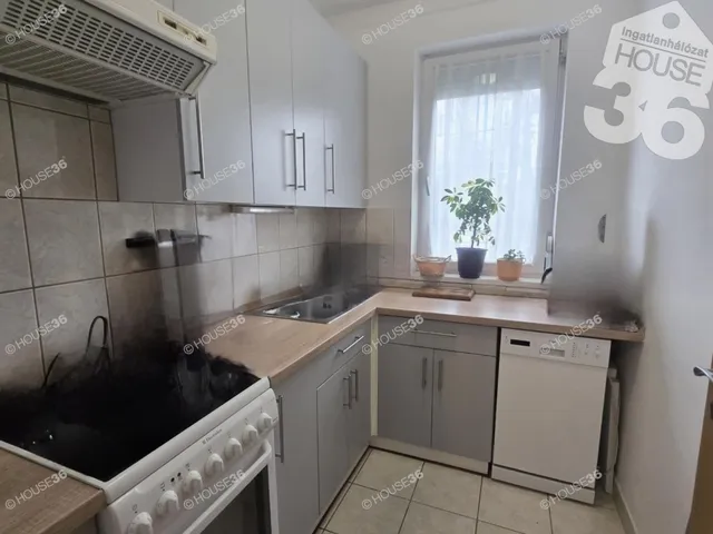 Eladó lakás Kecskemét, Belváros 72 nm