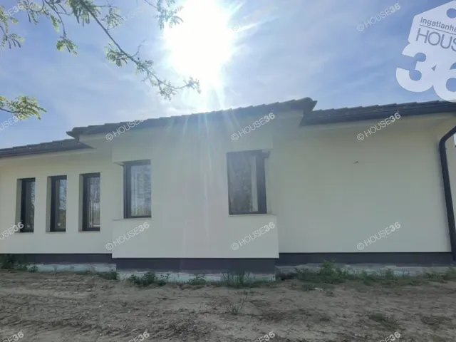 Eladó ház Kecskemét 90 nm