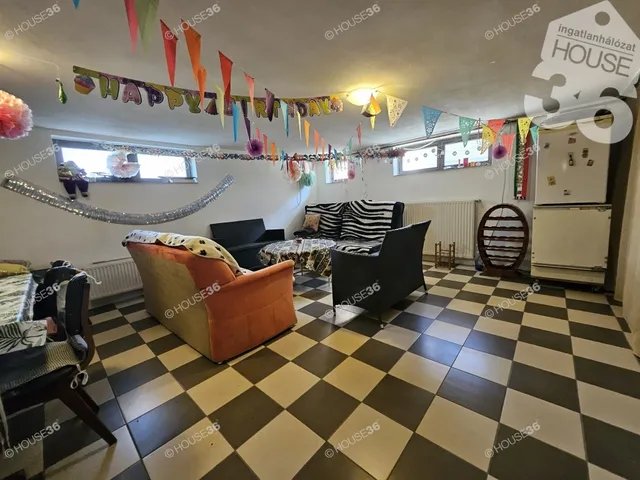 Eladó ház Kecskemét 220 nm