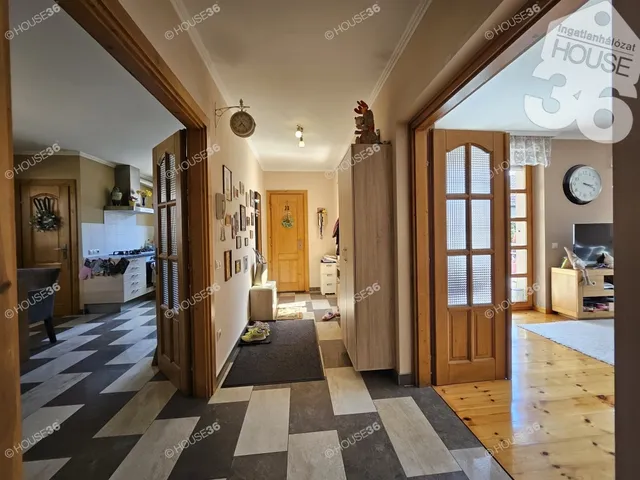 Eladó ház Kecskemét 220 nm