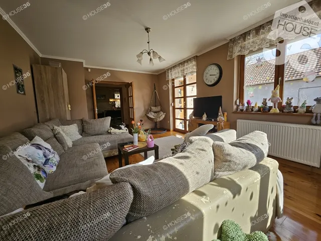 Eladó ház Kecskemét 220 nm