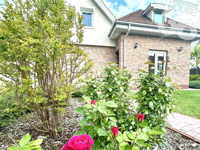 Eladó ház Kecskemét, Hollandfalu 140 nm