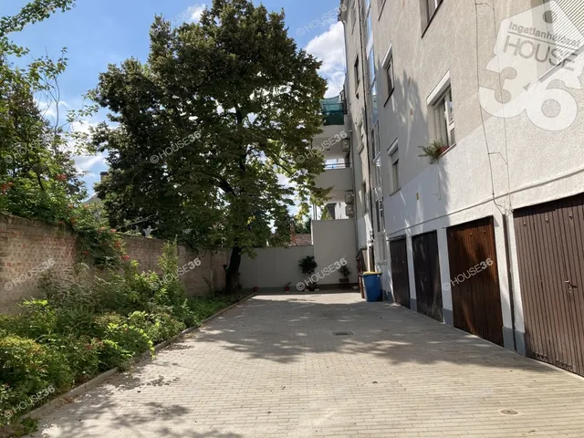 Eladó lakás Kecskemét 77 nm
