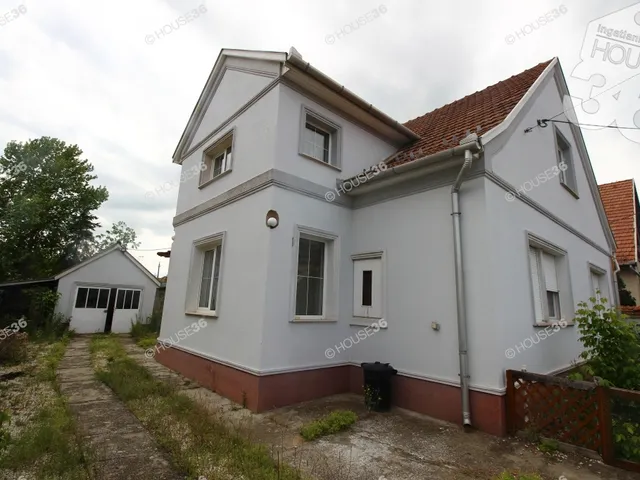 Eladó ház Kiskőrös 169 nm