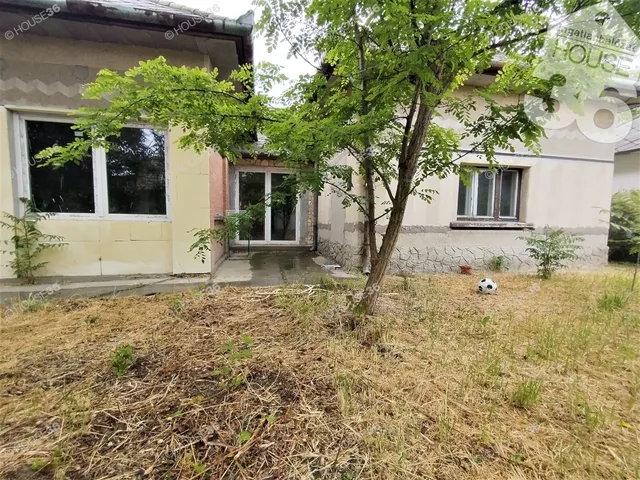 Eladó ház Cserkeszőlő 130 nm