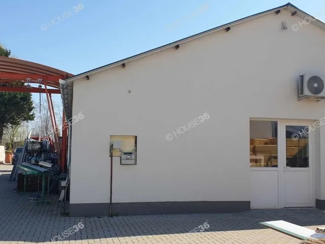 Eladó kereskedelmi és ipari ingatlan Kecskemét, Rendőrfalu 590 nm