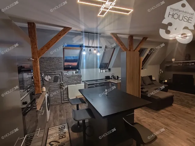 Eladó lakás Kecskemét, Homokbánya 42 nm