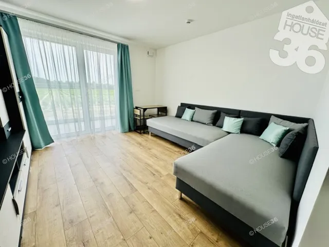 Eladó lakás Ballószög 29 nm