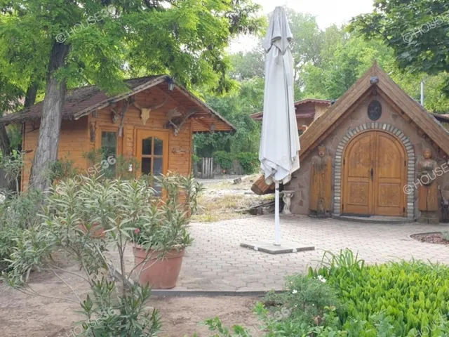 Eladó ház Kecskemét 200 nm