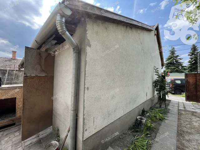 Eladó ház Kecskemét, Hunyadiváros 48 nm