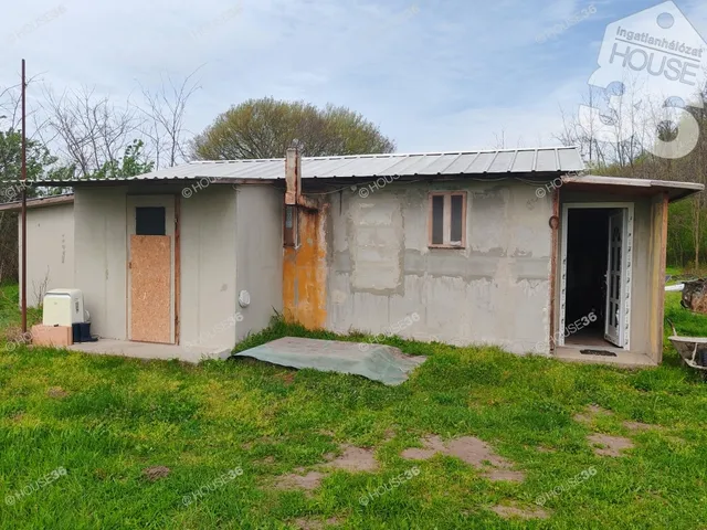 Eladó mezőgazdasági ingatlan Lajosmizse 120 nm