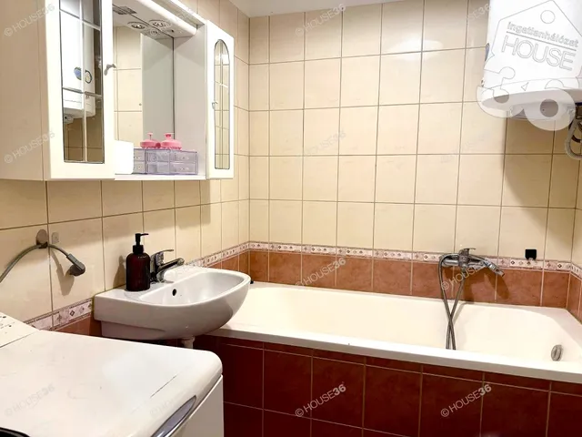 Eladó lakás Kecskemét, Hunyadiváros 44 nm