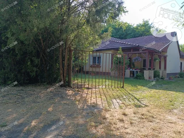 Eladó ház Petőfiszállás 95 nm