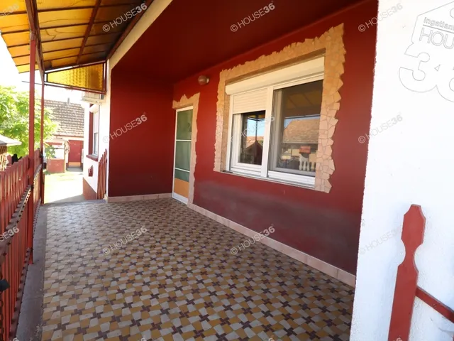 Eladó ház Csengőd 77 nm