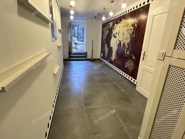 Kiadó kereskedelmi és ipari ingatlan Budapest VI. kerület, Diplomatanegyed 102 nm