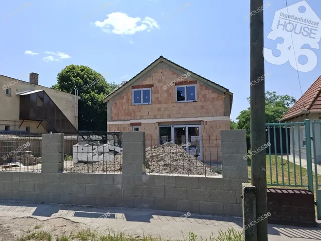 Eladó lakás Budapest XVIII. kerület 140 nm