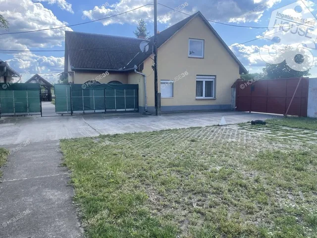 Eladó mezőgazdasági ingatlan Csemő 166 nm