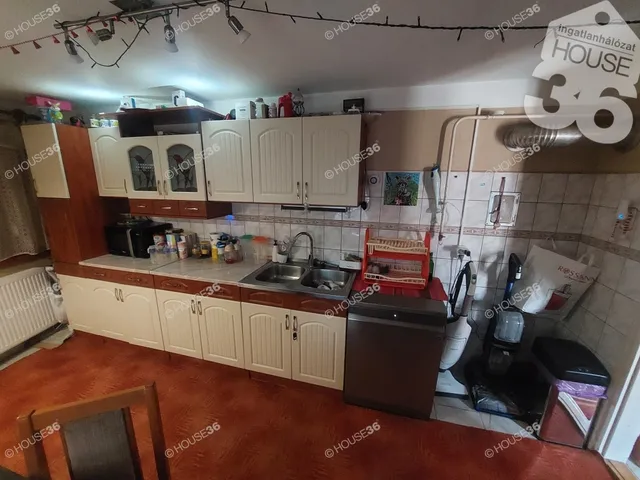 Eladó ház Tiszakécske 80 nm