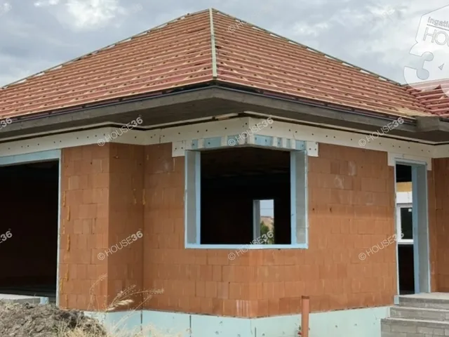 Eladó ház Kecskemét, Máriahegy 70 nm