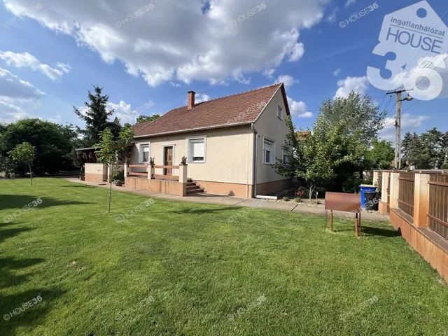 Eladó ház Kecskemét, Petőfiváros 110 nm